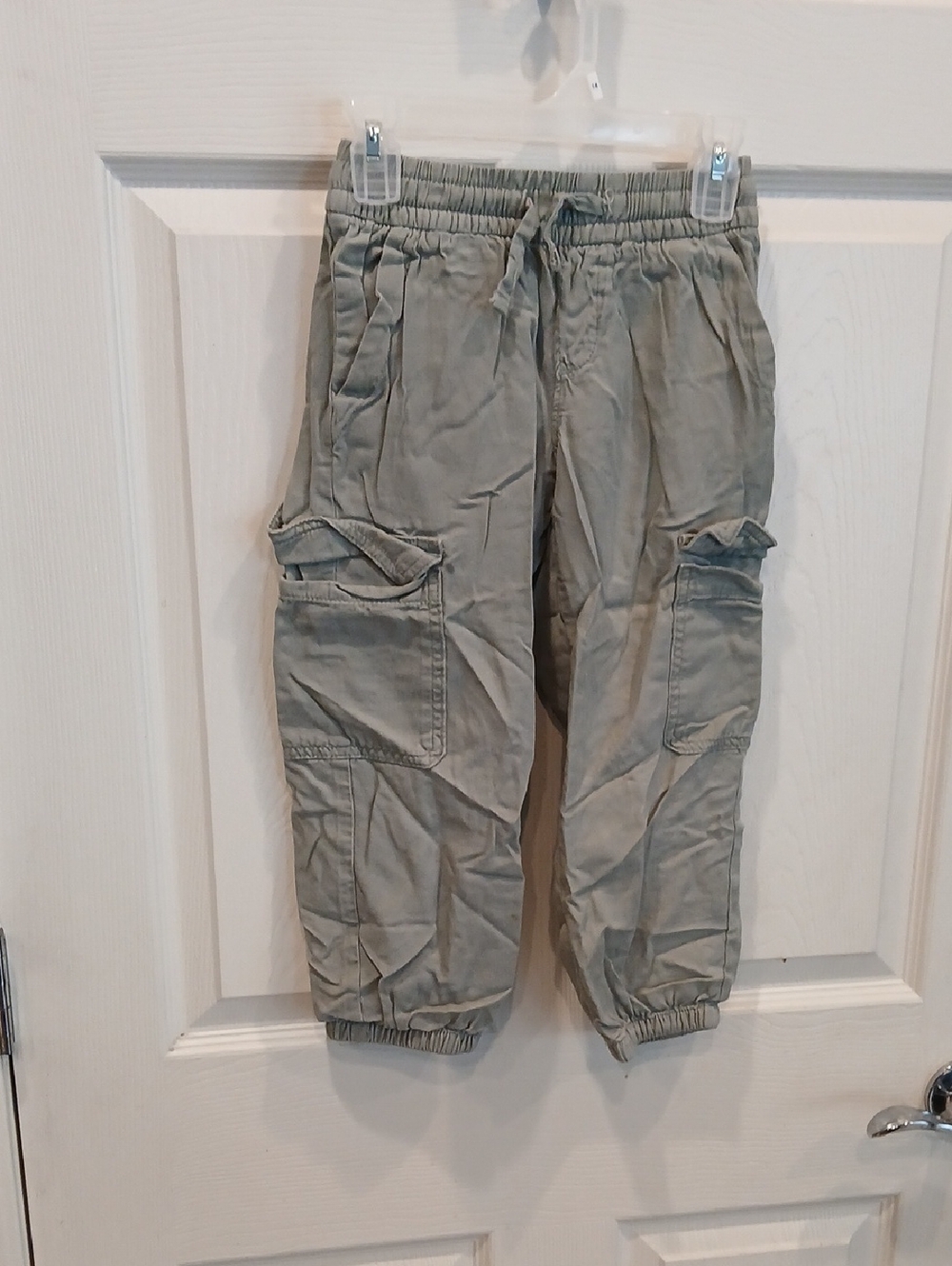5/25 GAP Sage Green Cargo Joggers